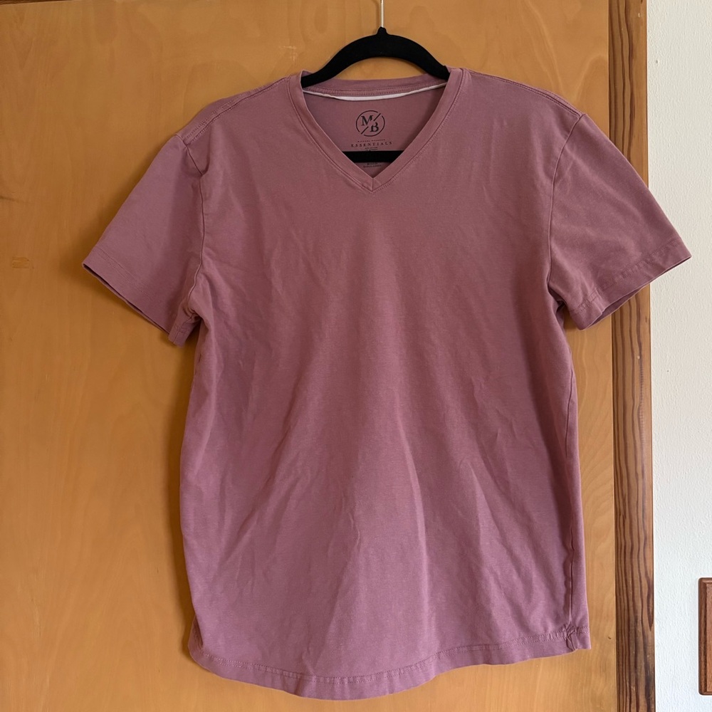 Men's V-Neck Mauve Shirt